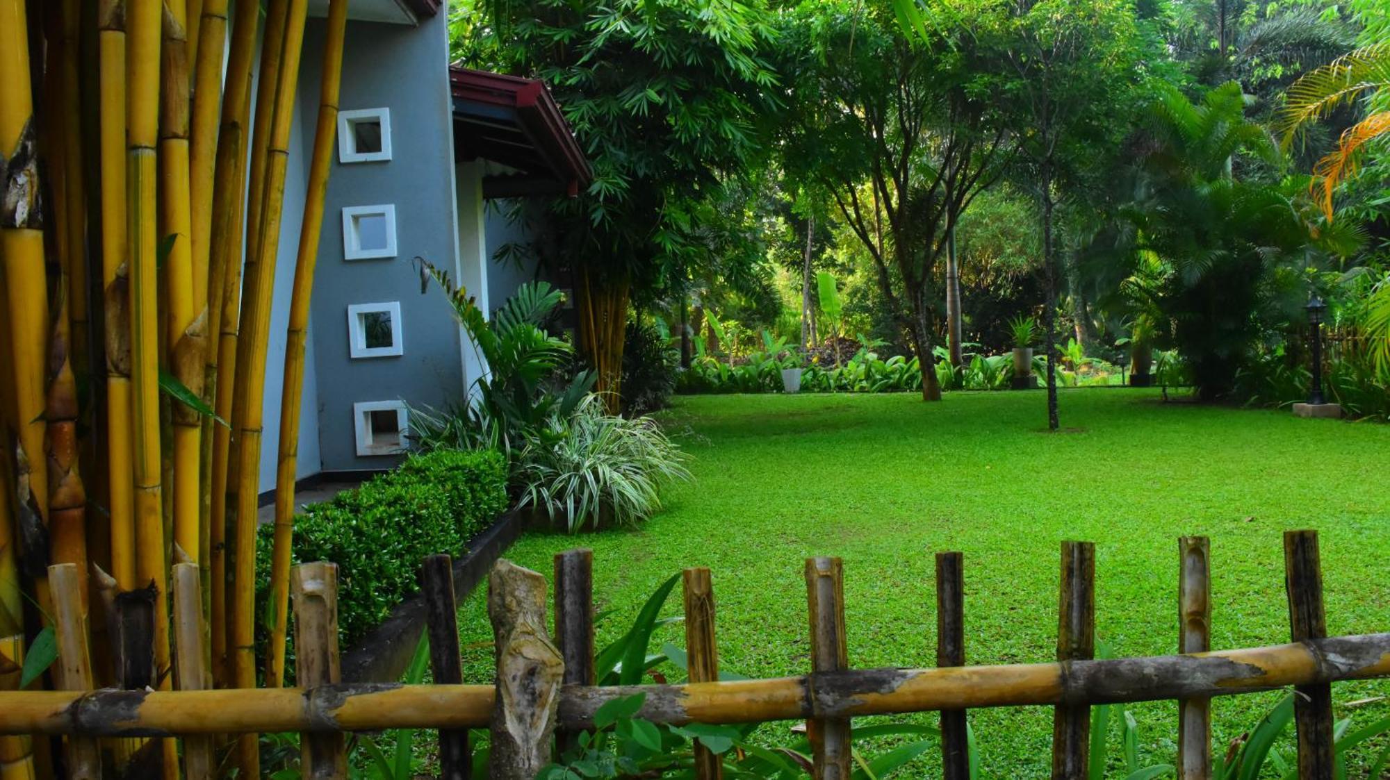 Leel'S Safari Cottage Udawalawe Exterior photo