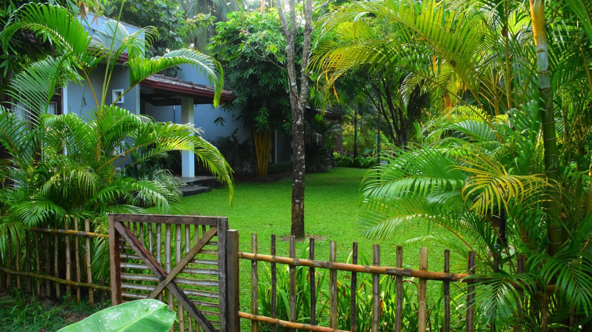 Leel'S Safari Cottage Udawalawe Exterior photo